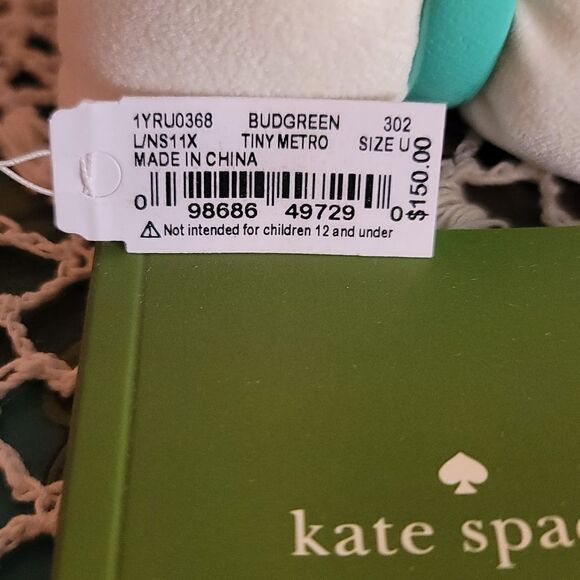 Vintage Kate Spade Tiny Metro Watxh in Bud Green Brand New in Box - Picture 5 of 6